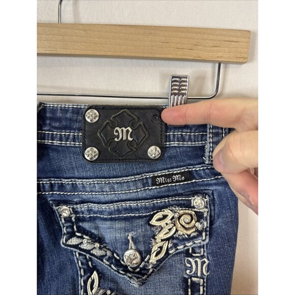 Miss Me Signature-Rise Bootcut Jeans Women’s 29X34 Rhinestone - Picture 5 of 8